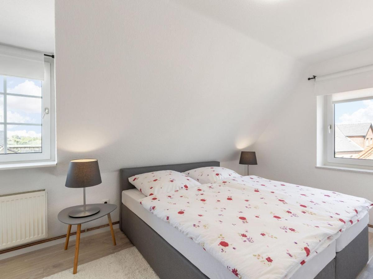 Dannau Scenic Apartment In Oldenburg Near Sea And Forest Max 3 Adults المظهر الخارجي الصورة